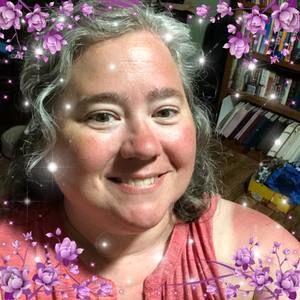 Meet your Posher, Leona